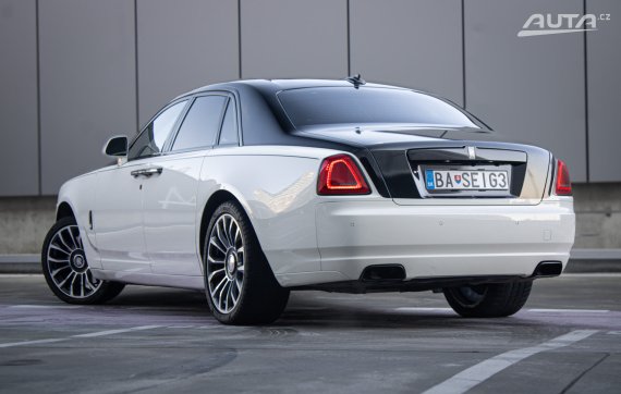 Rolls Royce Ghost 420kw /AJ NA SPLÁTKY, PROTIÚČET/ 2014 bílá