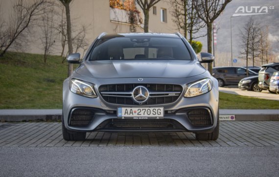 Mercedes-Benz E trieda Kombi Mercedes-AMG  63 4MATIC+ A/T, 420kW, A9 | Burmester | MULTIBEAM LE 2019 šedá