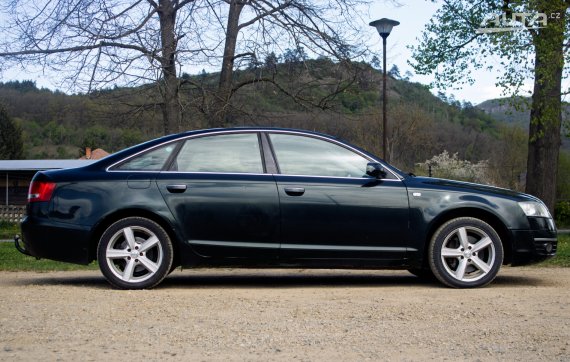 Audi A6 3.0 TDI quattro tiptronic 165kW / NA SPLÁTKY / NA PROTIÚČET 2005 červená
