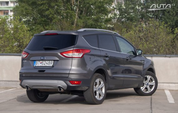 Ford Kuga 2.0 TDCi Duratorq 163k Titanium AWD A/T 2013 šedá