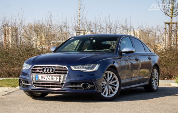 Audi S6 4.0 TFSI V8 quattro 309 kW A/T / AJ NA SPLÁTKY / PROTIÚČET / 2013 - hlavní pohled