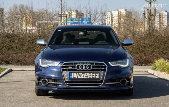 Audi S6 4.0 TFSI V8 quattro 309 kW A/T / AJ NA SPLÁTKY / PROTIÚČET / 2013 modrá