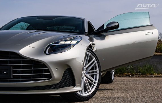 Aston Martin DB12 Goldfinger 007 Edition 1 of 60 2026 šedá