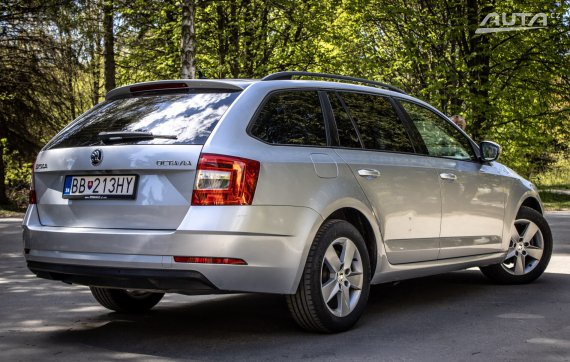 Škoda Octavia Combi 1.6 TDI 115k Active DSG 2018 šedá