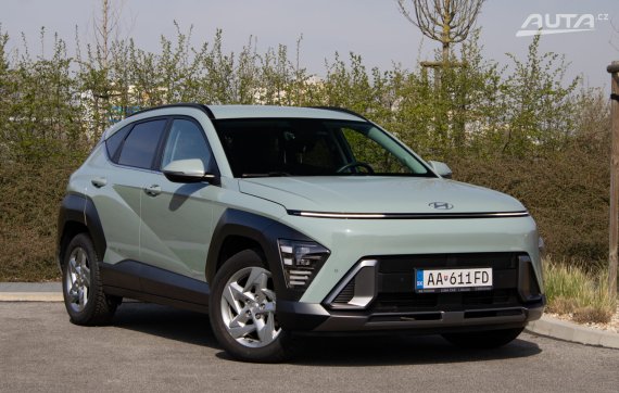 Hyundai Kona 1.6 T-GDi Family A/T 145 kW / AJ NA SPLÁTKY / PROTIÚČET / 2024 zelená