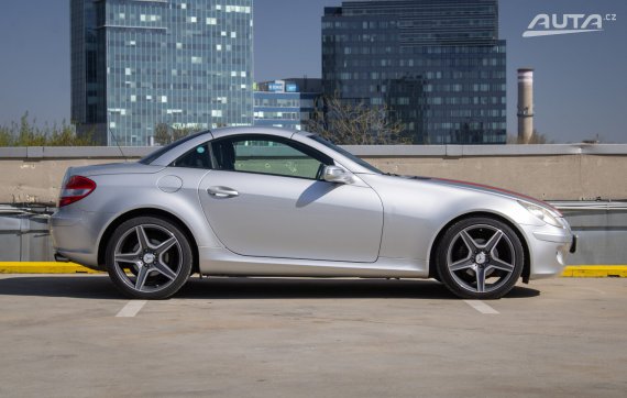 Mercedes-Benz SLK 200 Kompressor 2006 stříbrná metalíza