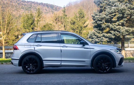 Volkswagen Tiguan 2.0 TDI EVO R-Line 4 MOTION DSG / AJ NA SPLÁTKY / PROTIÚČET / 2020 stříbrná metalíza