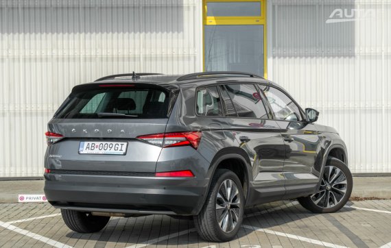 Škoda Kodiaq 110kw,7A/T, ZÁRUKA / AJ NA SPLÁTKY / PROTIÚČET 2022 stříbrná metalíza