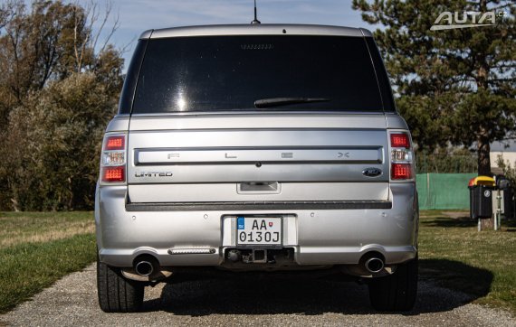 Ford Flex 211kW AT-6st. 2023 / AJ NA SPLÁTKY / PROTIÚČET / 2023 šedá