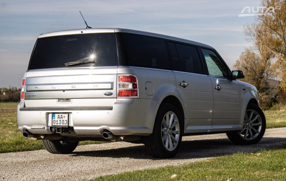 Ford Flex 211kW AT-6st. 2023 / AJ NA SPLÁTKY / PROTIÚČET / 2023 šedá