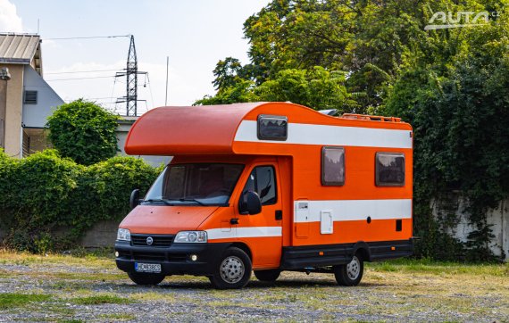Fiat Ducato Autokaravan 2002 - hlavní pohled