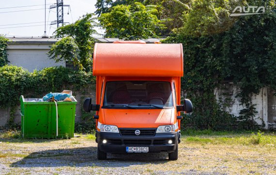 Fiat Ducato Autokaravan 2002 oranžová