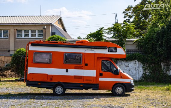 Fiat Ducato Autokaravan 2002 oranžová