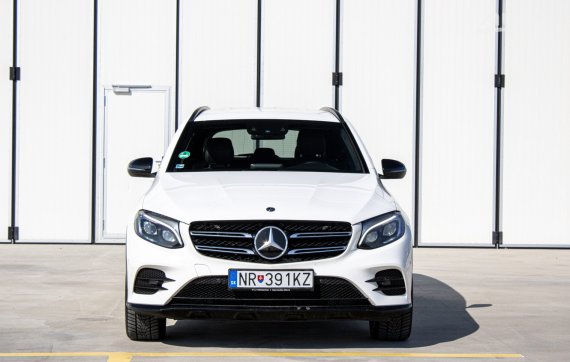 Mercedes-Benz GLC SUV 250D 4MATIC 150KW / AJ NA SPLÁTKY / PROTIÚČET / 2018 bílá