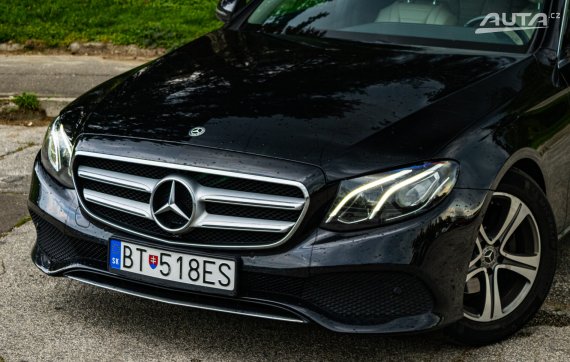 Mercedes-Benz E200d 110kW Avantgarde / Aj na splátky / Protiúčet / 2017 černá