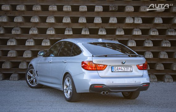 BMW Rad 3 GT 320d  M Sport A/T, 140kw / AJ NA SPLÁTKY / PROTIÚČET / 2016 stříbrná metalíza