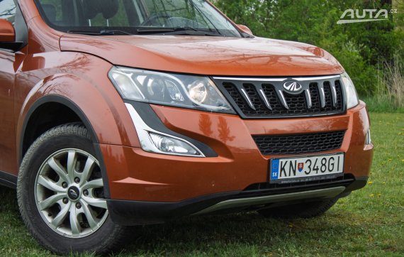 Mahindra XUV 500 W8 2.2 16V CRDi 4x4 103kW / NA SPLÁTKY / NA PROTIÚČET 2017 oranžová