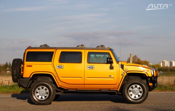 Hummer H2 2005 oranžová