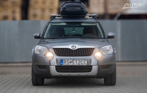 Škoda Yeti 2.0 TDI 4X4 140k M6 / NA SPLÁTKY / NA PROTIÚČET 2013 šedá