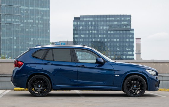 BMW X1 23d xDrive 6A/T / AJ NA SPLÁTKY / PROTIÚČET / 2011 modrá