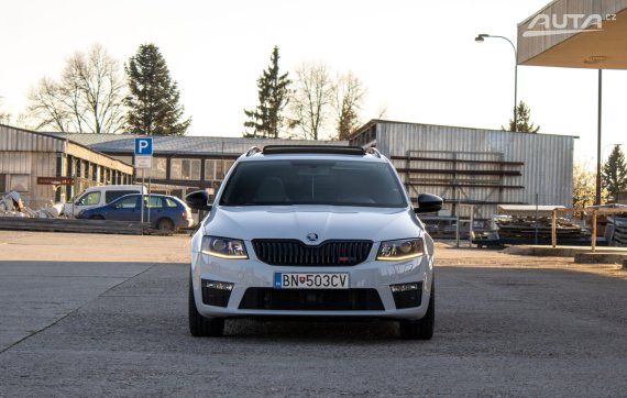 Škoda Octavia Combi 2.0 TDI RS DSG, 135kW / FINANCOVANIE /  ZÁRUKA /  PROTIHODNOTA 2016 bílá