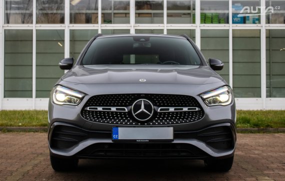Mercedes-Benz GLA 250e AMG packet 2021 šedá