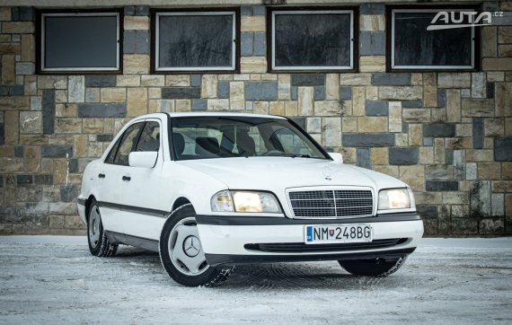 Mercedes-Benz C 180 ESPRIT 90kW 1997 /AJ NA SPLÁTKY / 1997 bílá