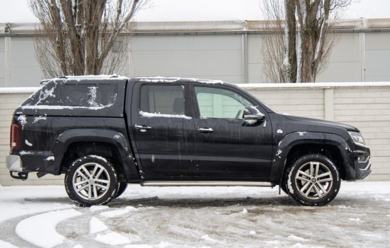 Volkswagen Amarok 3.0 V6 TDI 224k Highline AT8 4MOTION AJ NA SPLÁTKY / PROTIÚČET 2017 černá