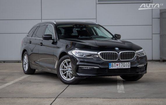BMW Rad 5 Touring 520d xDrive A/T 2019 černá