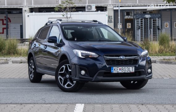 Subaru XV 2.0i-S ES Style NAVI 2018 modrá
