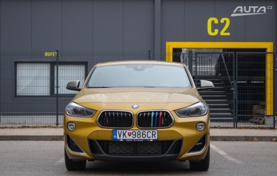 BMW X2 M35i A/T 2019 žlutá