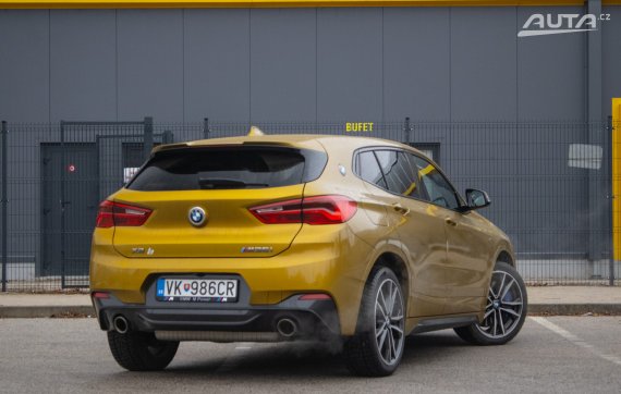 BMW X2 M35i A/T 2019 žlutá