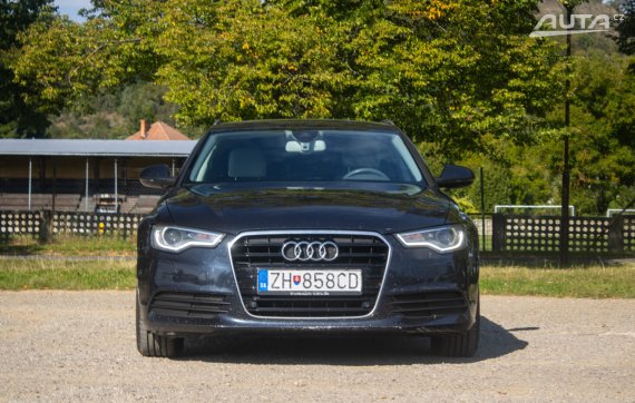 Audi A6 Avant 3.0 TDI DPF multitronic 2014 modrá