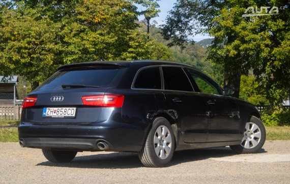 Audi A6 Avant 3.0 TDI DPF multitronic 2014 modrá