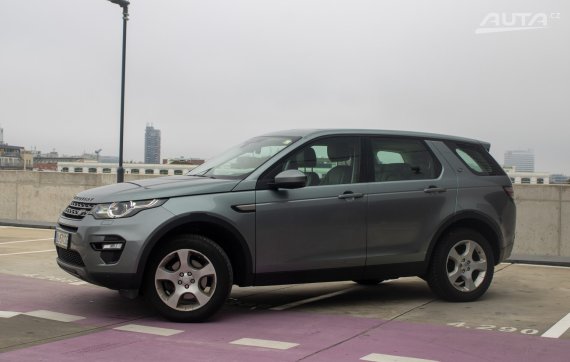 Land Rover Discovery Sport 2.0L TD4 HSE AT 2018 - hlavní pohled