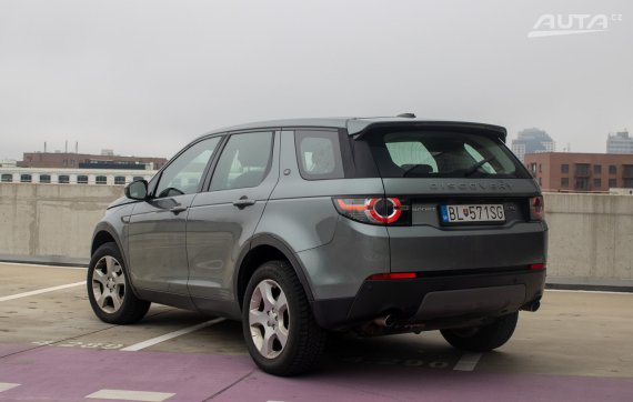 Land Rover Discovery Sport 2.0L TD4 HSE AT 2018 šedá