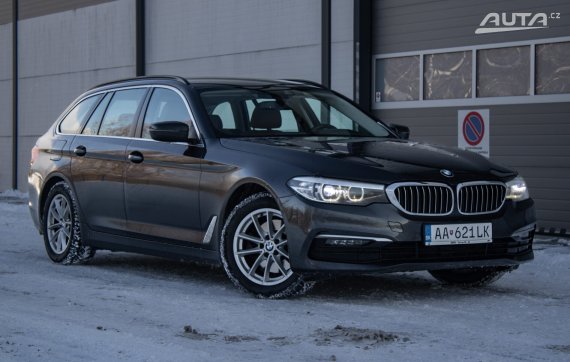 BMW Rad 5 Touring 520d G31 140kw xDrive AT/8 2019 / AJ NA SPLÁTKY / PROTIÚČET 2019 šedá