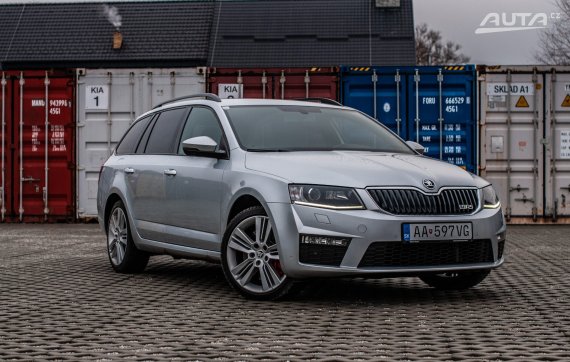 Škoda Octavia Combi 2.0 TDI DPF RS,135kW,M6,5d.(2013-2017)/ AJ NA SPLÁTKY / PROTIÚČET 2015 stříbrná metalíza