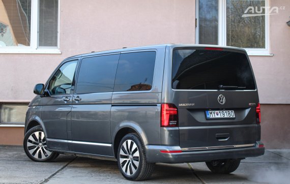 Volkswagen Multivan T6 2.0 BiTDI 150kW Highline 4Motion DSG / AJ NA SPLÁTKY / PROTIÚČET / 2022 šedá