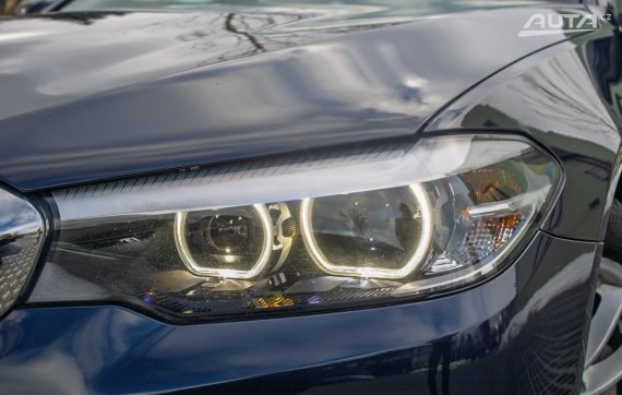 BMW Rad 5 530d XDrive 183 kw AT8 /AJ NA SPLÁTKY / PROTIÚČET/ 2017 modrá