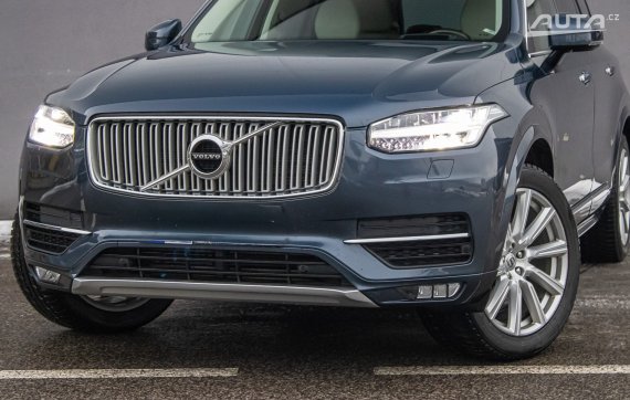 Volvo XC90 XC 90 D5 235K Drive - Inscription Pro 7m 2019 modrá