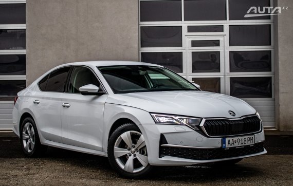 Škoda Octavia Style PLUS 1.5 TSI m-HEV 110kW, A7, 5d. / AJ NA SPLÁTKY / PROTIÚČET 2025 bílá
