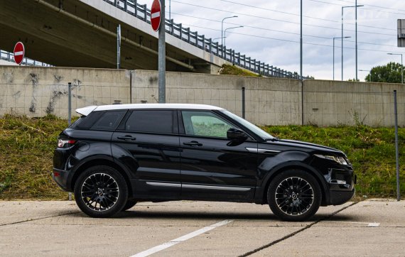 Land Rover Range Rover Evoque 2.2 TD4 2014 110kW 2014 černá