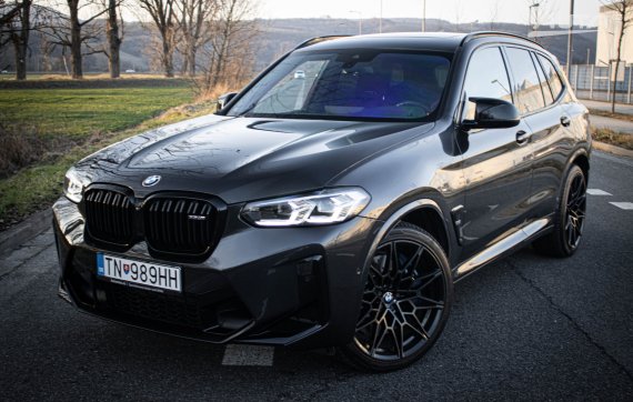 BMW X3 M Competition 2022 šedá