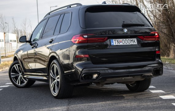 BMW X7 xDrive 40d mHEV A/T, 250kW, A8 / AJ NA SPLÁTKY / PROTIÚČET 2020 černá