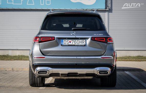 Maybach GLS Mercedes-Benz  600  4matic 2022 šedá