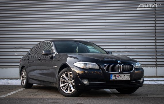 BMW Rad 5 525D xDrive 160kW AT/8 2013 / AJ NA SPLÁTKY / 2013 černá