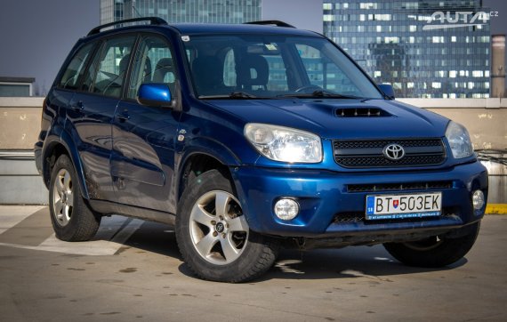 Toyota RAV4 2.0 D-4D / AJ NA SPLÁTKY / PROTIÚČET / 2005 modrá