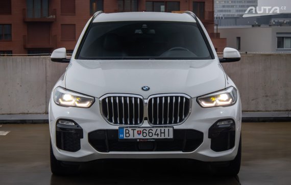 BMW X5 xDrive30d mHEV / AJ NA SPLÁTKY / PROTIÚČET / 2021 bílá