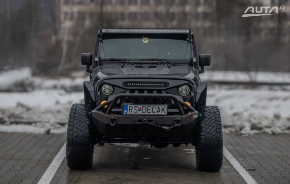 Jeep Wrangler Unlimited JK 3.6 V6 USA dovoz, 4x4, 4‑dverový / AJ NA SPL 2014 černá